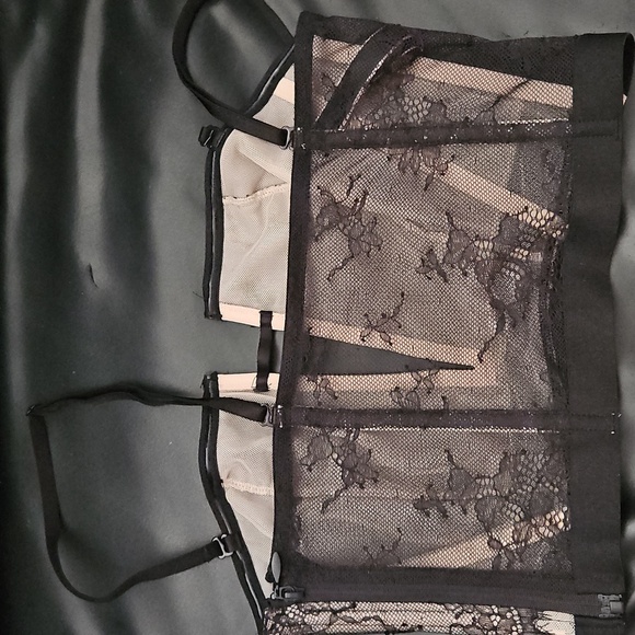 Victorias Secret Black Lace Long Line Strapless Boning Bra Size Small - Picture 11 of 11
